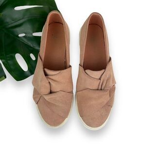 Gap Suede Wrapped Knot Slip-On Sneakers in Blush Pink